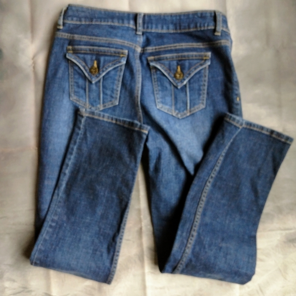 Simply Vera Wang Straight Leg Sz 6 Jeans! - Picture 2 of 6